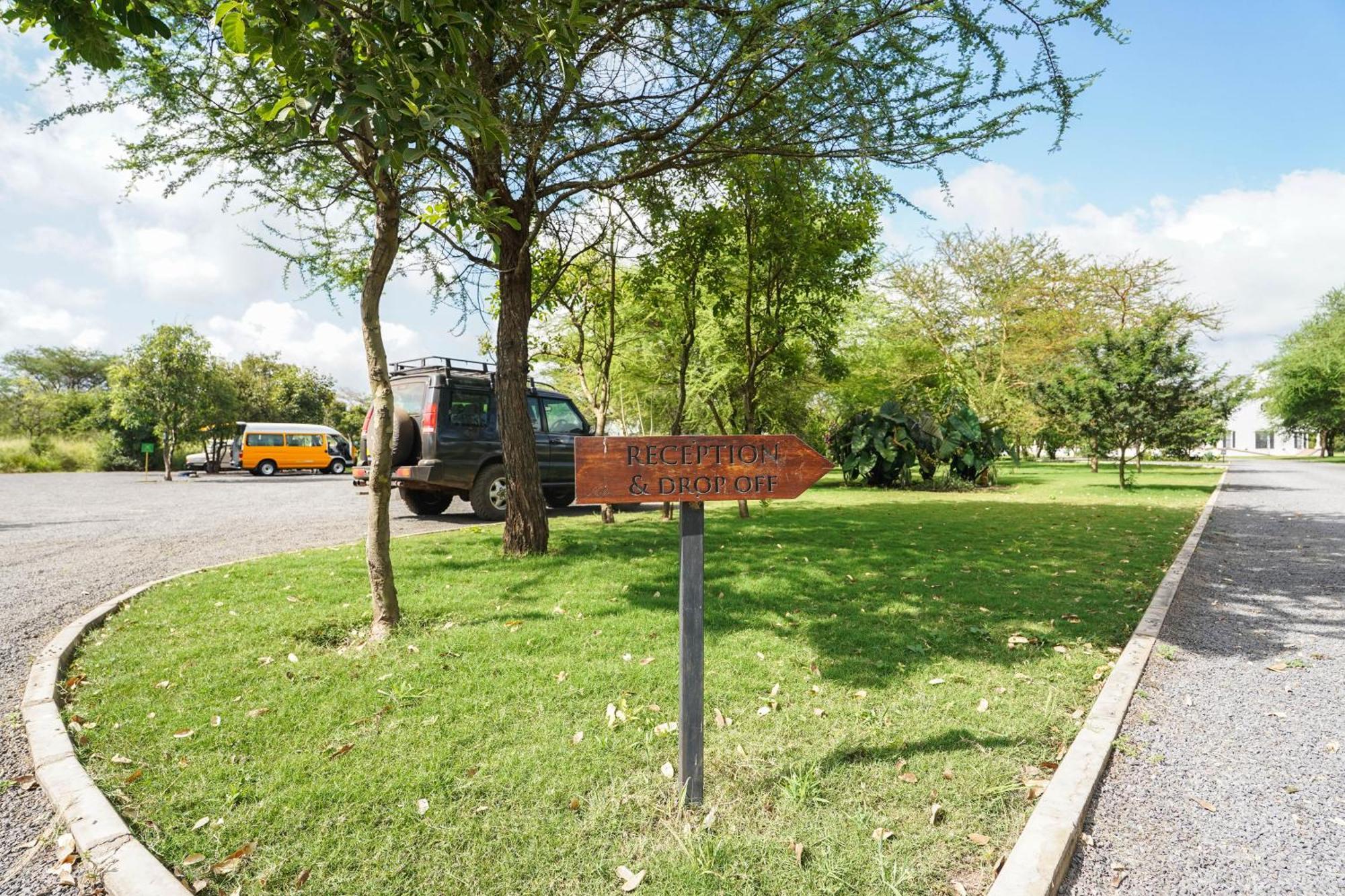 Kili Seasons Hotel Arusha Exterior photo